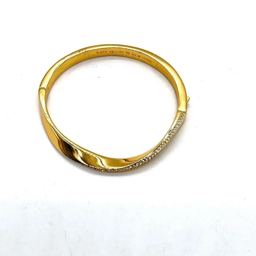 Kate Spade Paved Crystals on gold plated with hinge closure - Picture 4 of 5